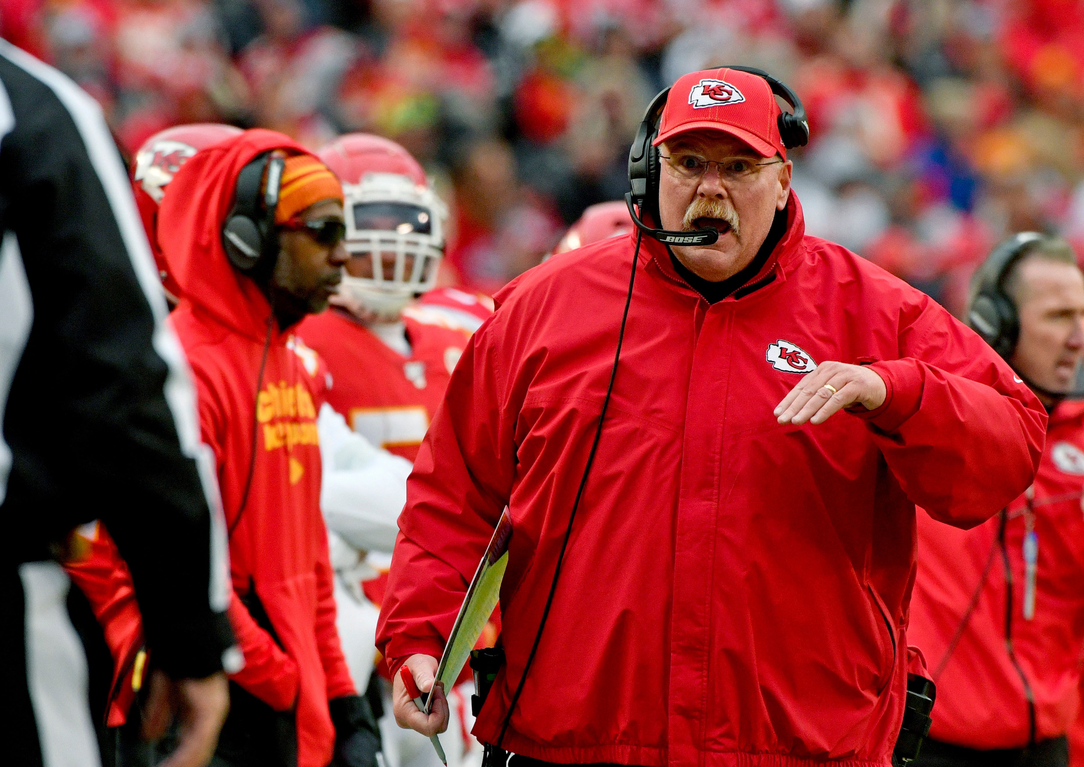 andy reid chiefs sideline jacket