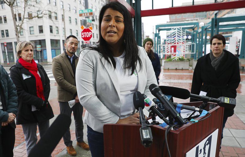 Fears of immigration agents on Seattle-area transit prompt new guide to ...