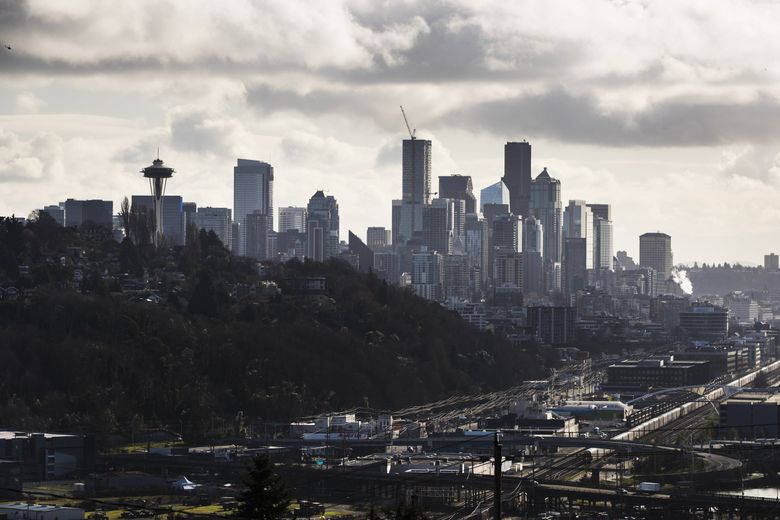 Seattle skyline. (Amanda Snyder / The Seattle Times)