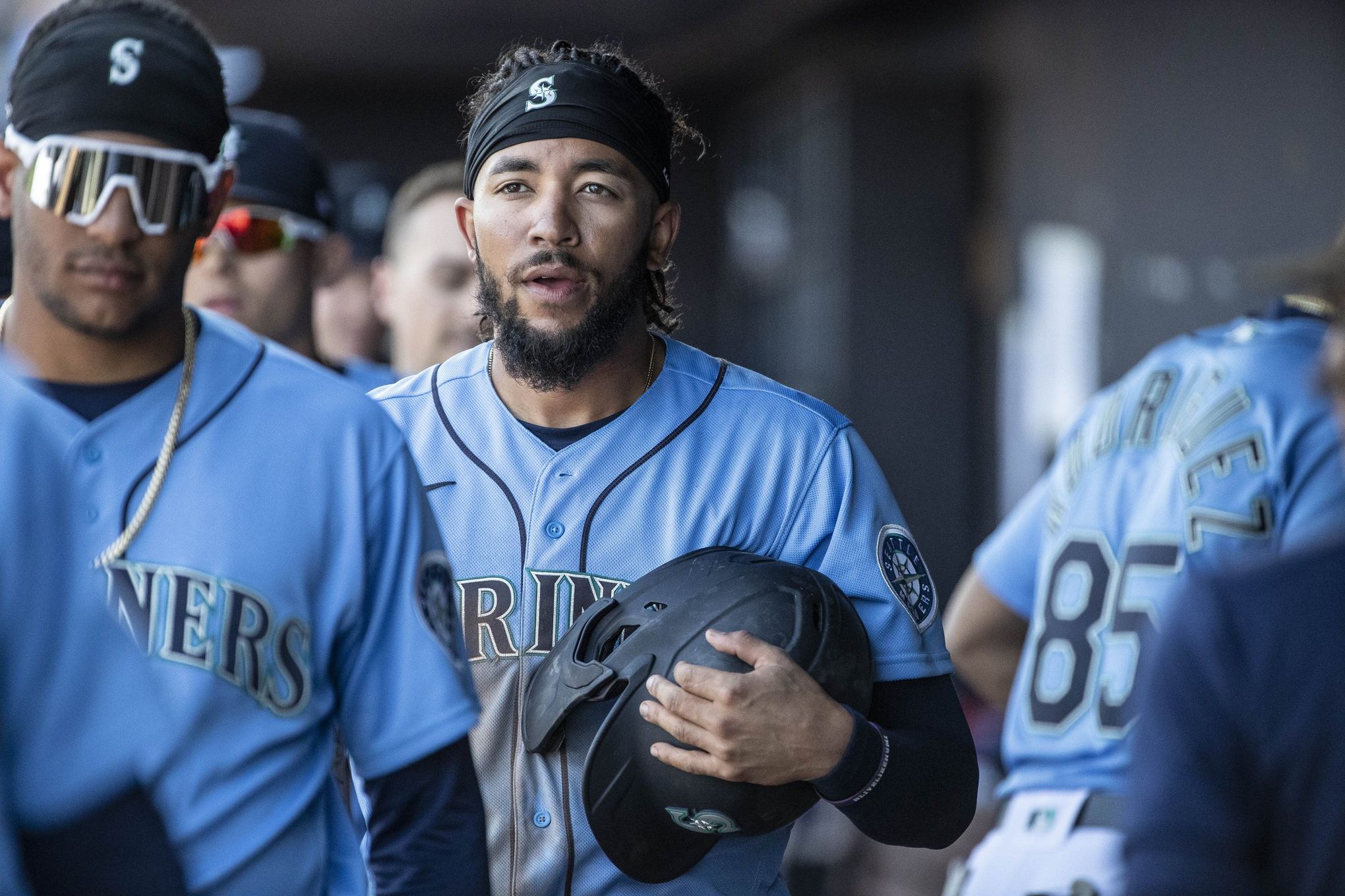 Is J.P. Crawford forcing the Mariners to reconsider offseason plans at SS?  - Seattle Sports