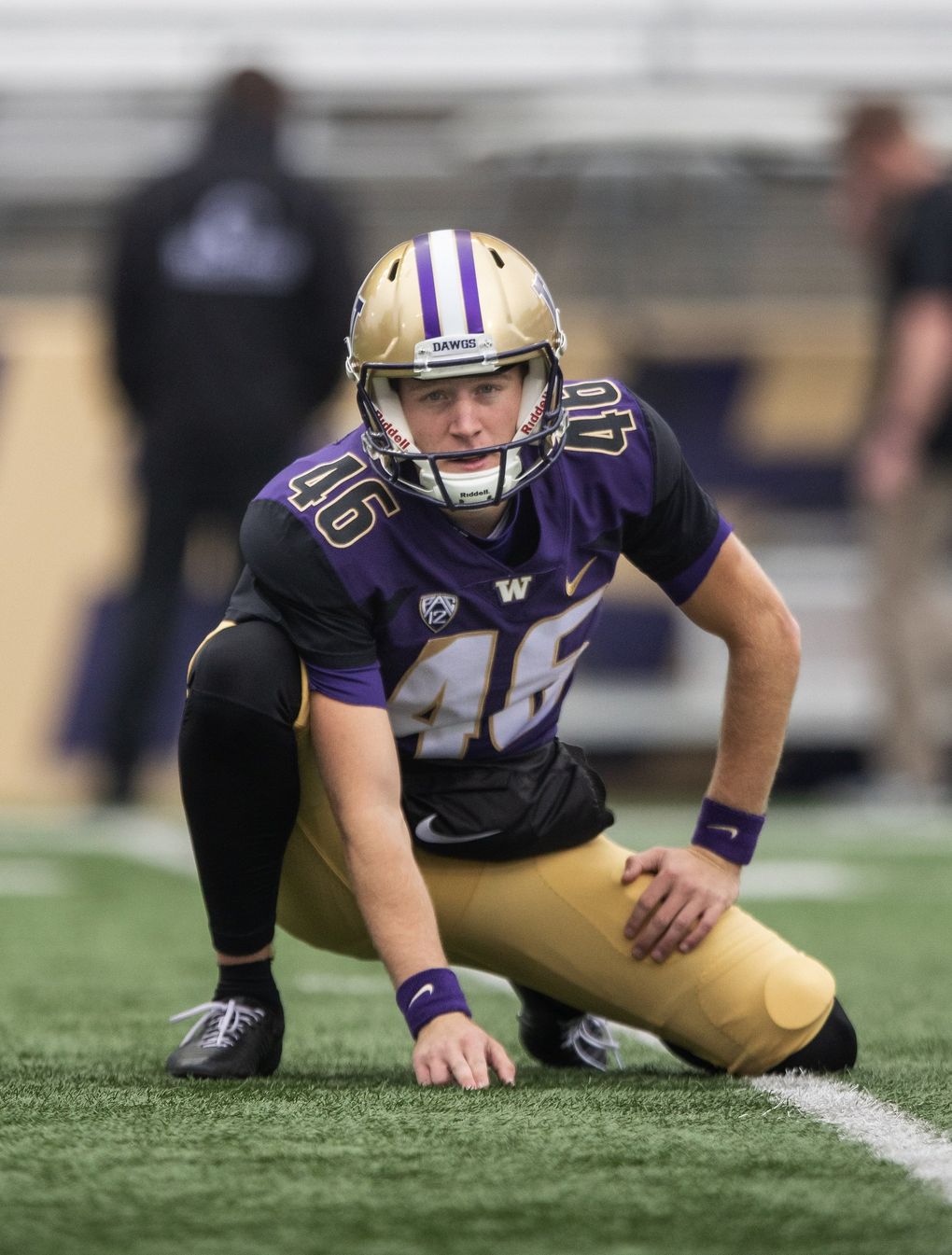 Punter Race Porter sets up for duty as holder for field goals during a game on October 20, 2018, at Husky Stadium. (Dean Rutz / The Seattle Times)