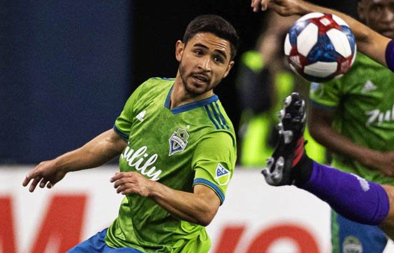 Sounders re-sign Alex Roldan to first-team contract at a new position ...