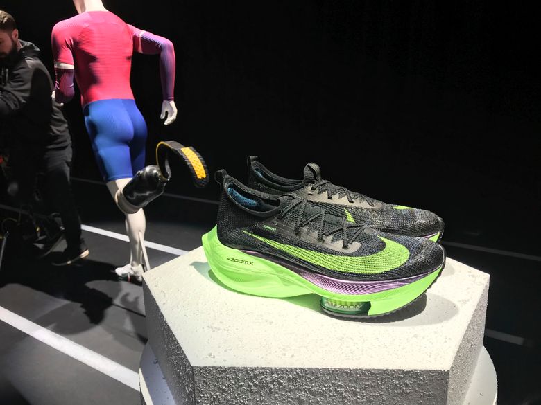 promesa Todo el tiempo más lejos A step ahead? Nike's Vaporfly shoe changing marathon game | The Seattle  Times