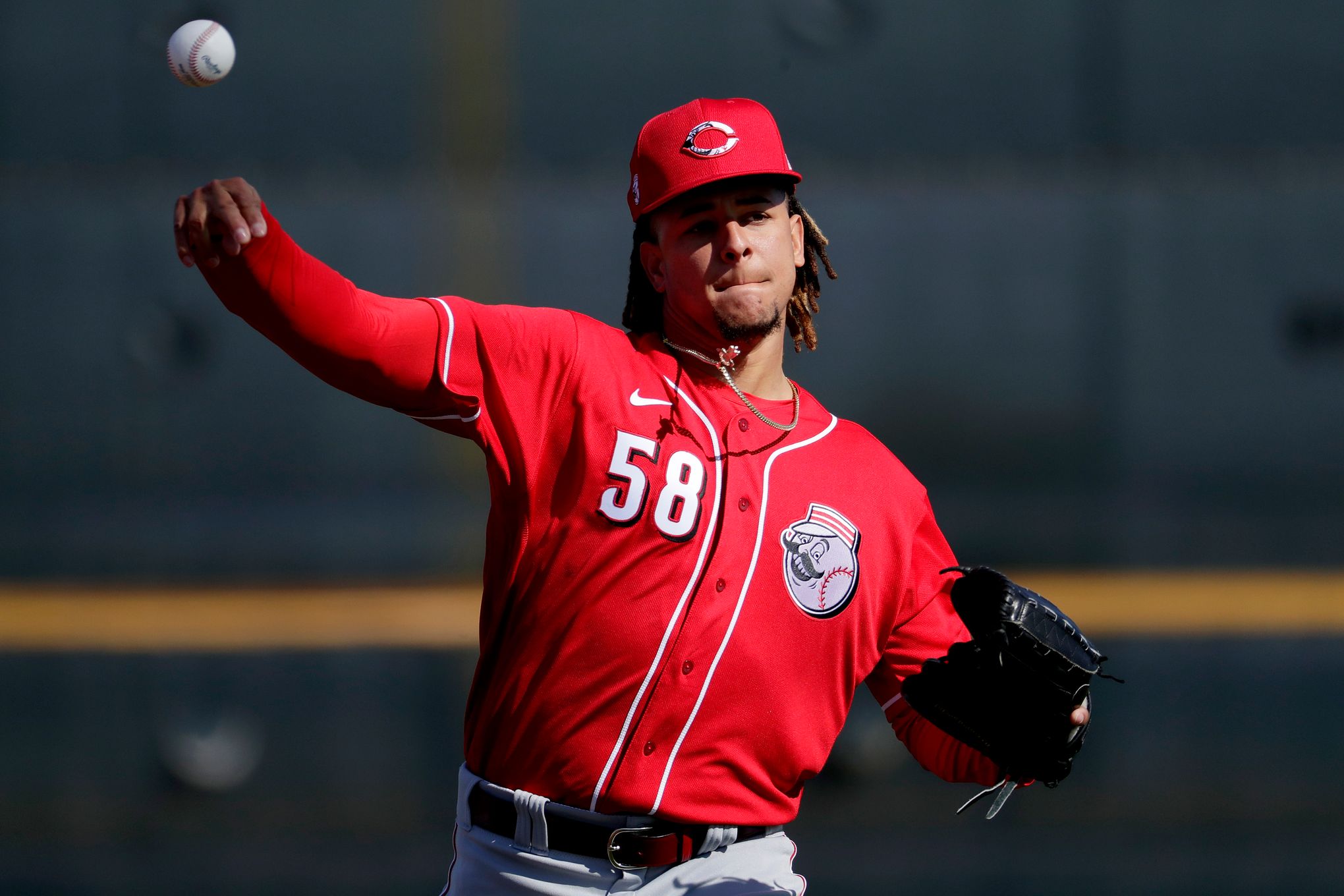 Luis Castillo: Red pitcher may have best changeup in MLB