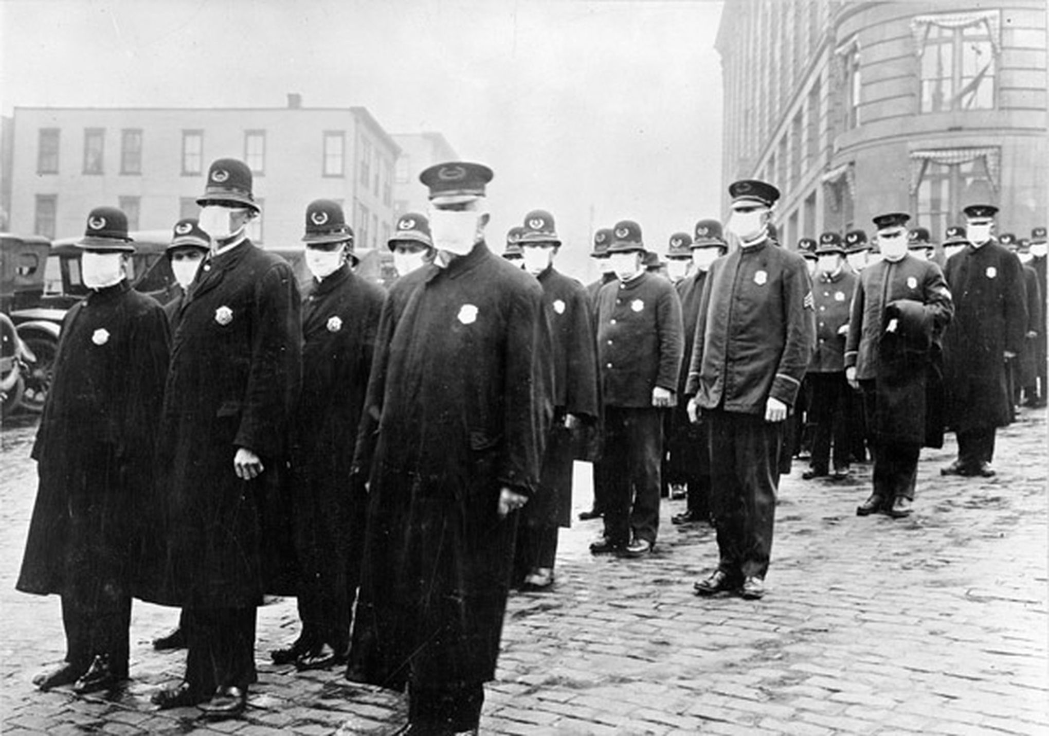 Everyone wore masks during the 1918 flu pandemic. They were useless.