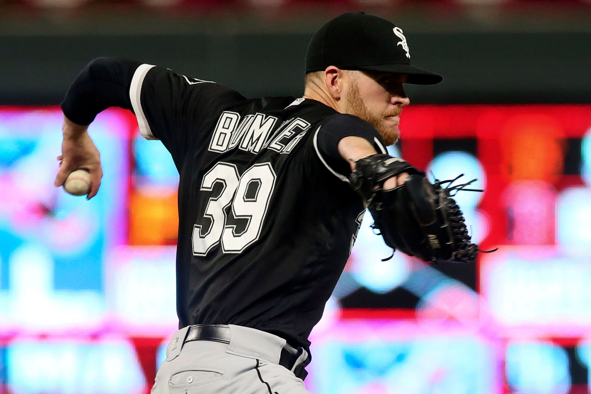 Aaron Bummer of the Chicago White Sox pitches against the