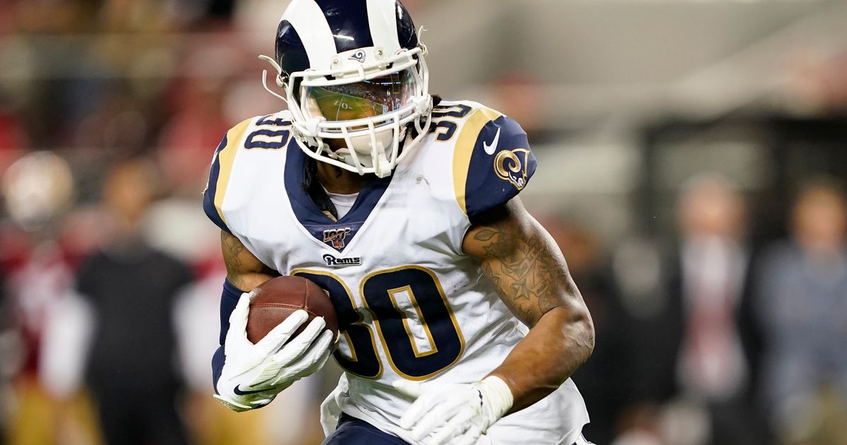 Todd Gurley Becomes 3rd Rookie in Rams History to Reach 1,000