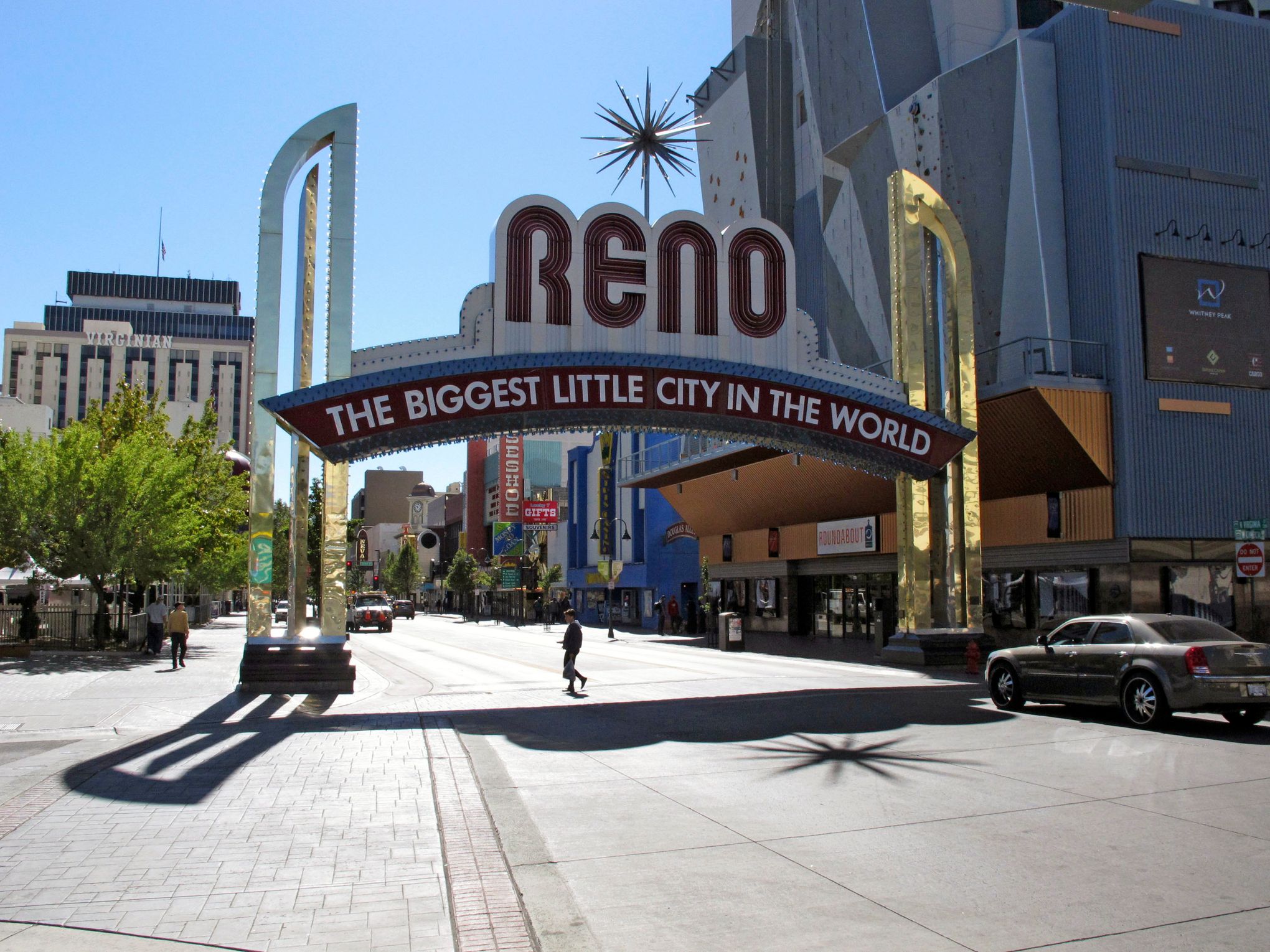 Las Vegas reopening: Bars shut down again to thwart coronavirus spike