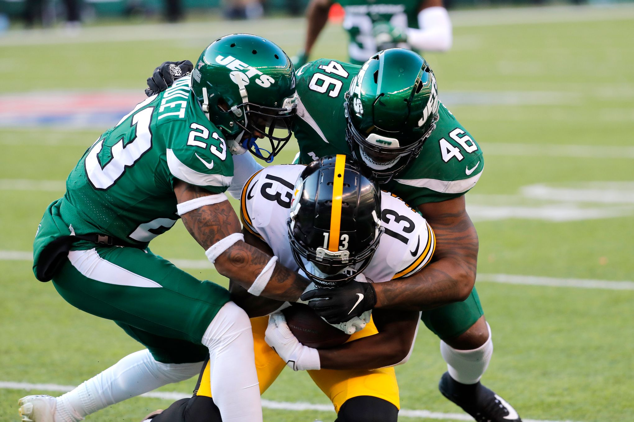 NY Jets: LB Neville Hewitt has returned to the team in free agency