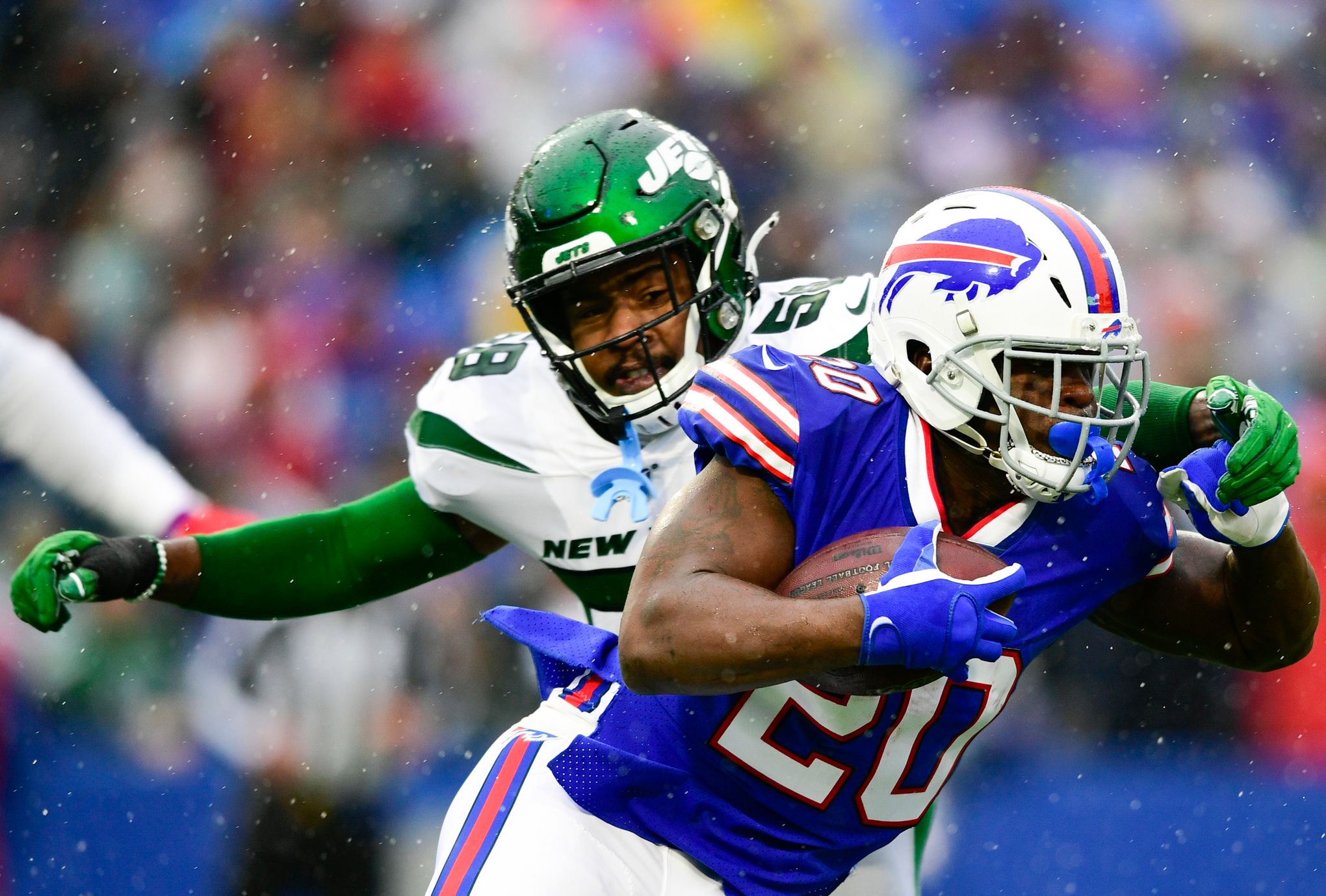 NY Jets: LB Neville Hewitt has returned to the team in free agency