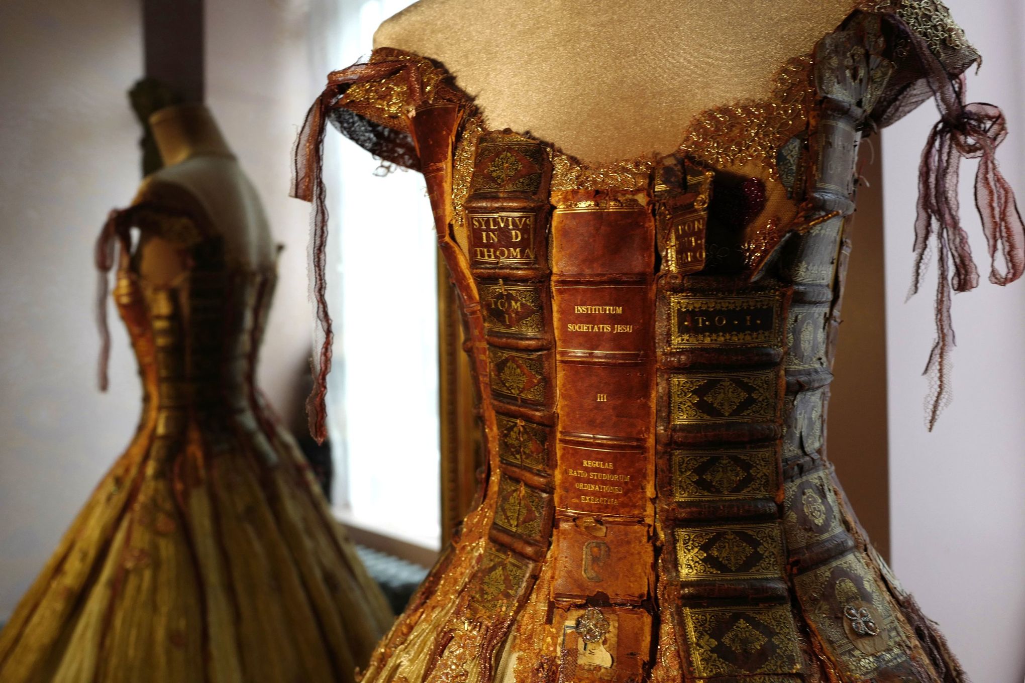 Sunday Best Greatest Hits: A fairy-tale gown from French designer Sylvie  Facon | The Seattle Times