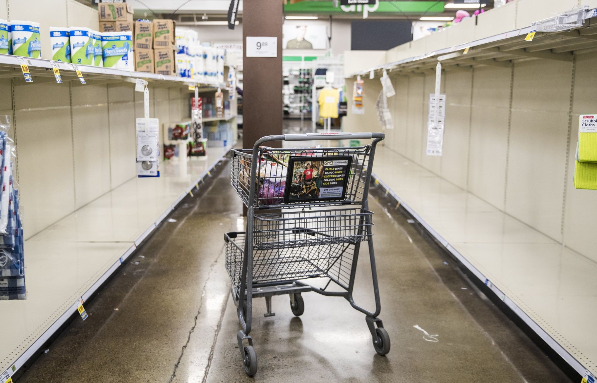 Walmart temporarily closing Miami location for cleaning and sanitization