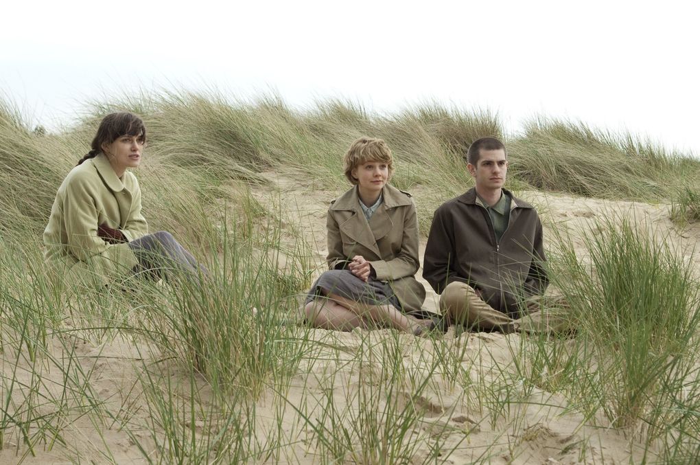 Keira Knightley, Carey Mulligan and Andrew Garfield in “Never Let Me Go.” (Alex Bailey / Fox Searchlight)
