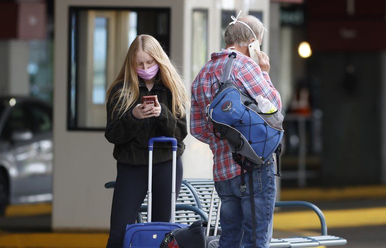 JetBlue is the first major U.S. airline to require masks for passengers