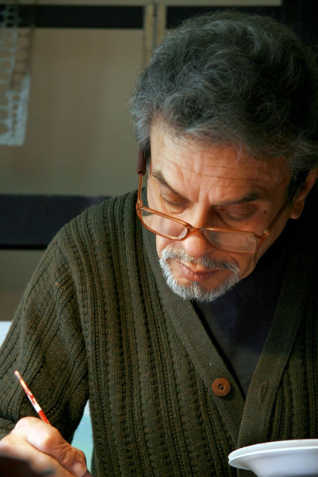 Coronavirus: Chilean writer Luis Sepúlveda dies aged 70