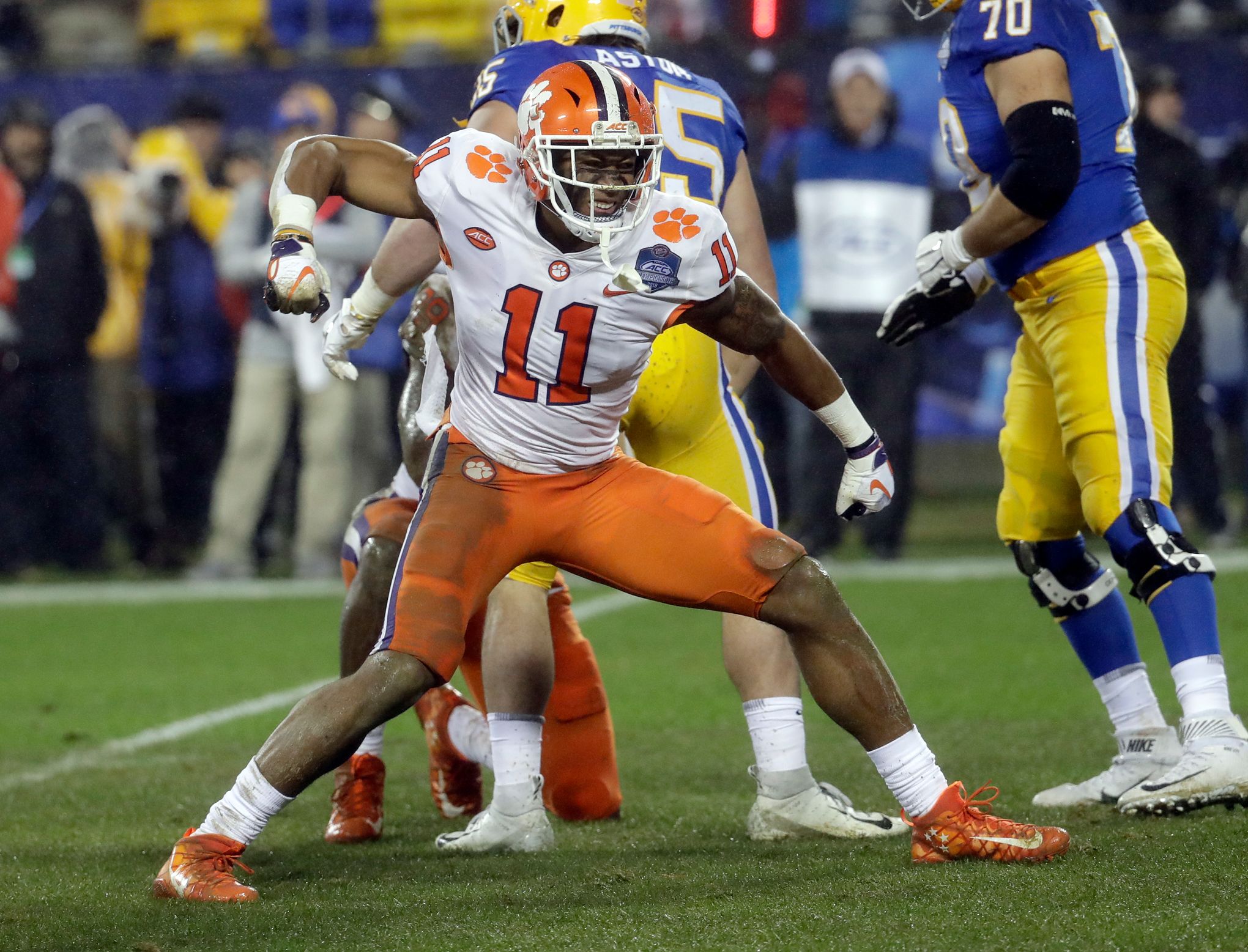 Clemson Football: Simmons believes the Giants got a good deal with him