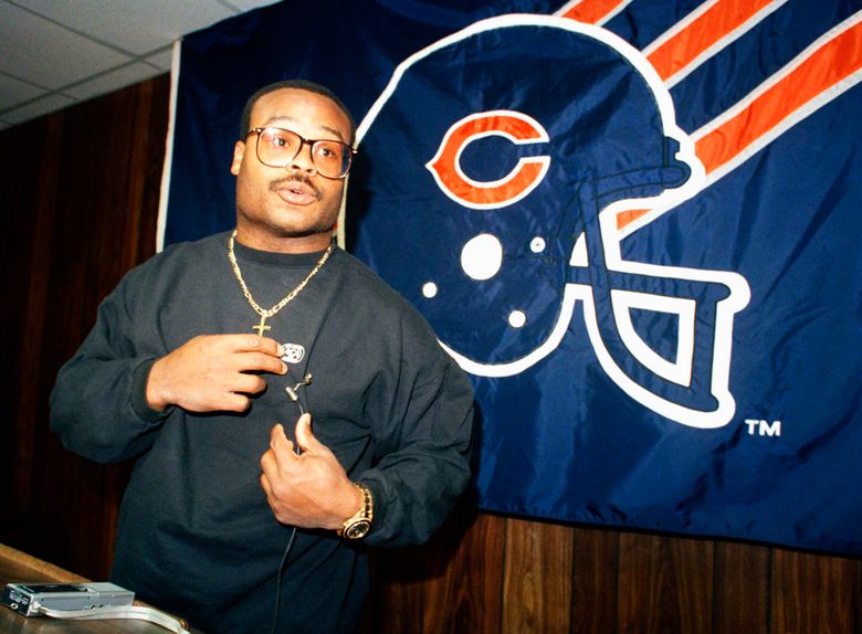 Why I picked Brian Urlacher #1 over Walter Payton in our WCG all-time Bears  draft - Windy City Gridiron