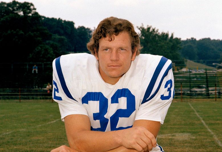 Mike Curtis  Colts football, Nfl football players, Baltimore colts