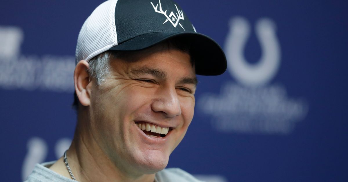 Colts put kicker Adam Vinatieri on injured reserve