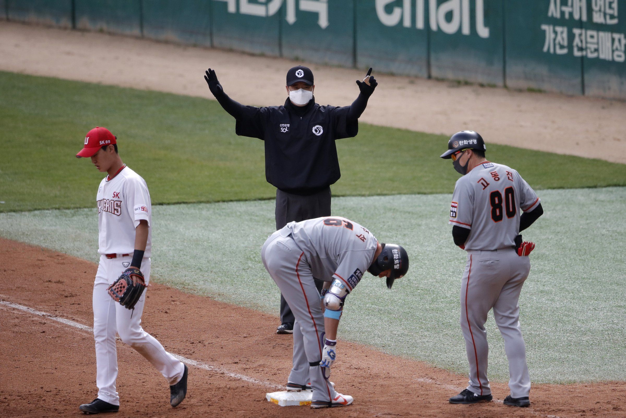 The Korean Baseball Organization is back from the coronavirus shutdown