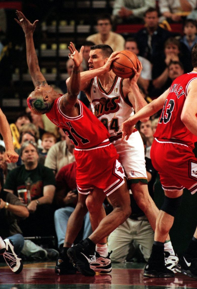 Gary Payton Defense on Jordan + Pippen - 1996 Finals Game 3 