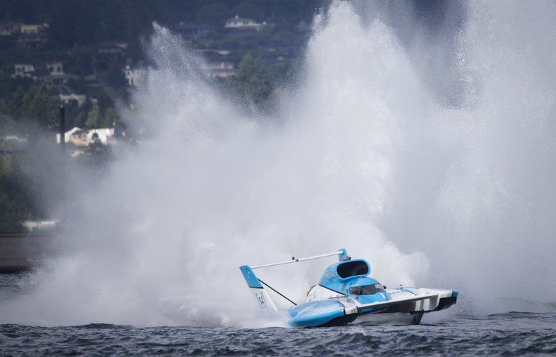 Jimmy Shane in the HomeStreet Bank hydro starts to catch air as he comes out of the final north turn of the Albert Lee Appliance Cup on Seafair Sunday, August 7, 2016 in Seattle. Andrew Tate of Sound Propeller/Les Schwab Tires won the 66th  Albert Lee Appliance Cup to close out the weekend, beating out Jimmy Shane of HomeStreet Bank, who came in second.