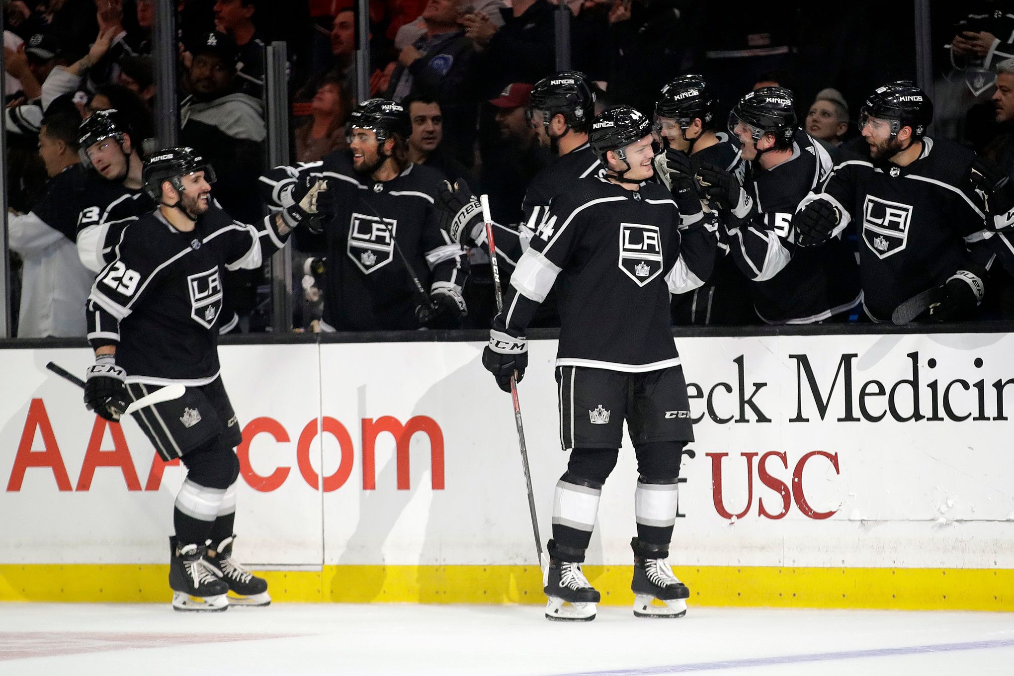 LA Kings: Rob Blake provides injury updates on Doughty, Walker