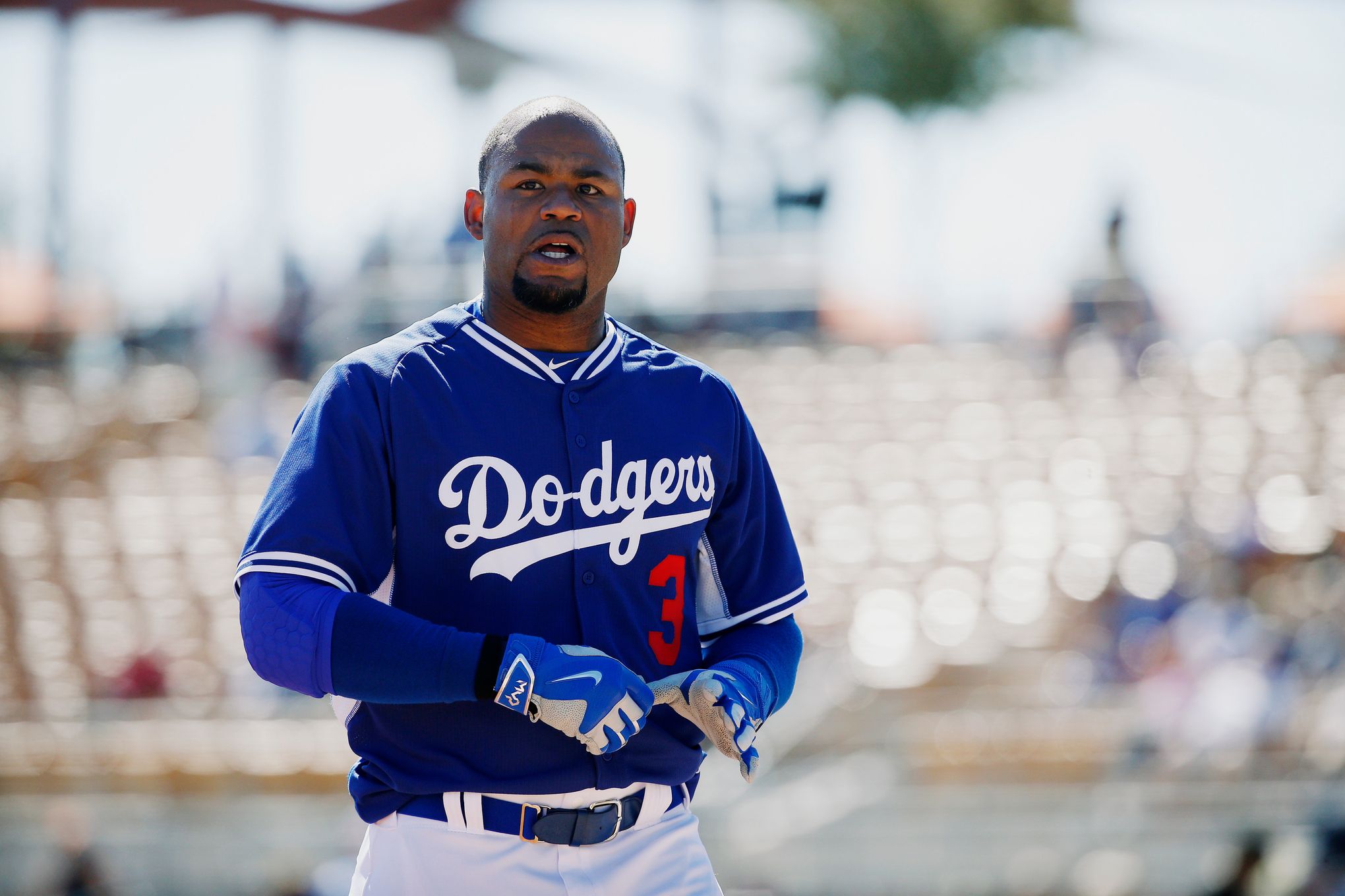 Ex-Dodgers star Carl Crawford speaks out about pool drownings