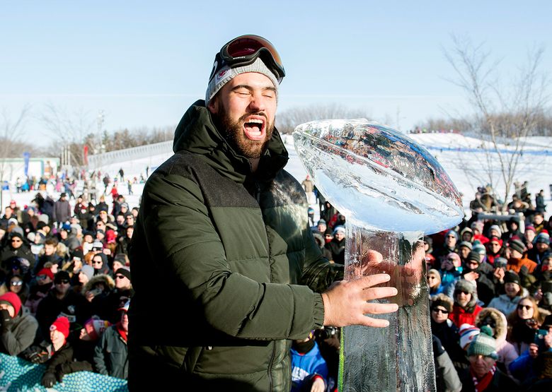 Laurent Duvernay-Tardif is a doctor and an NFL lineman - Los