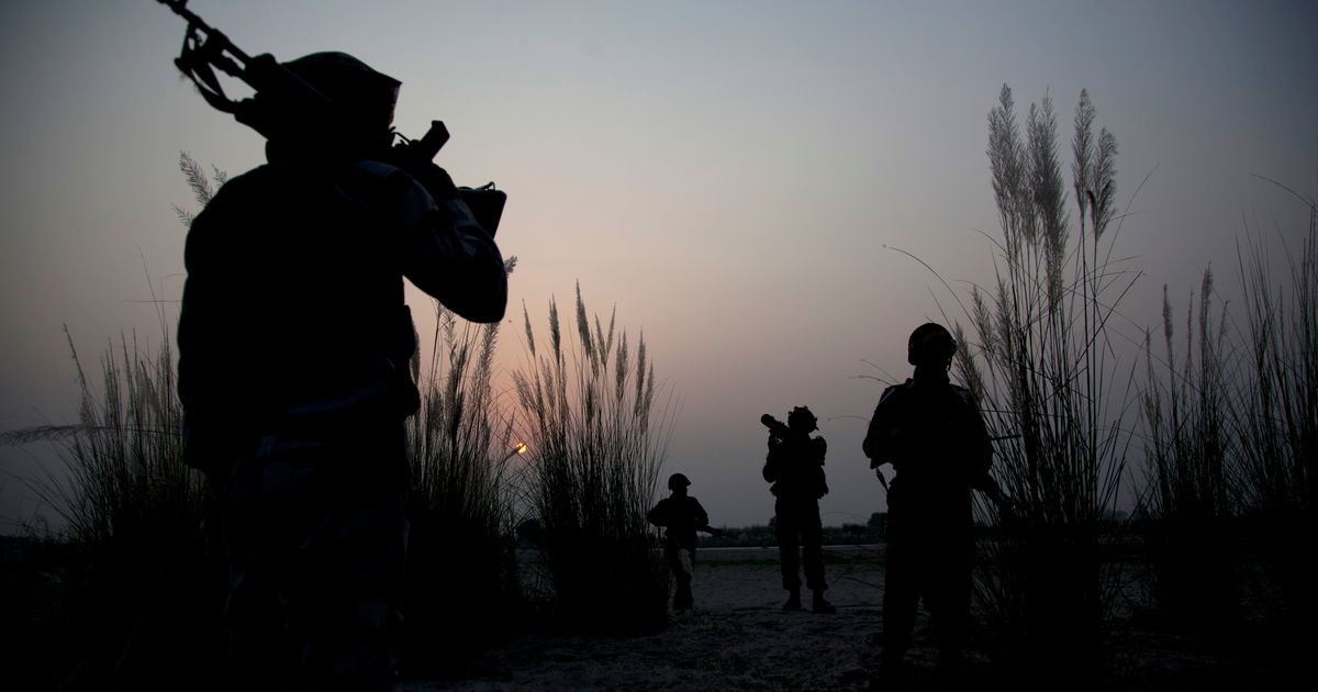 5 Indian troops, 2 rebels killed in Kashmir fighting | The Seattle Times