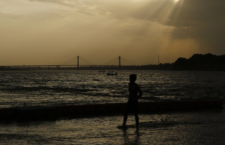 Temperature spike: Earth ties record high heat May reading | The ...