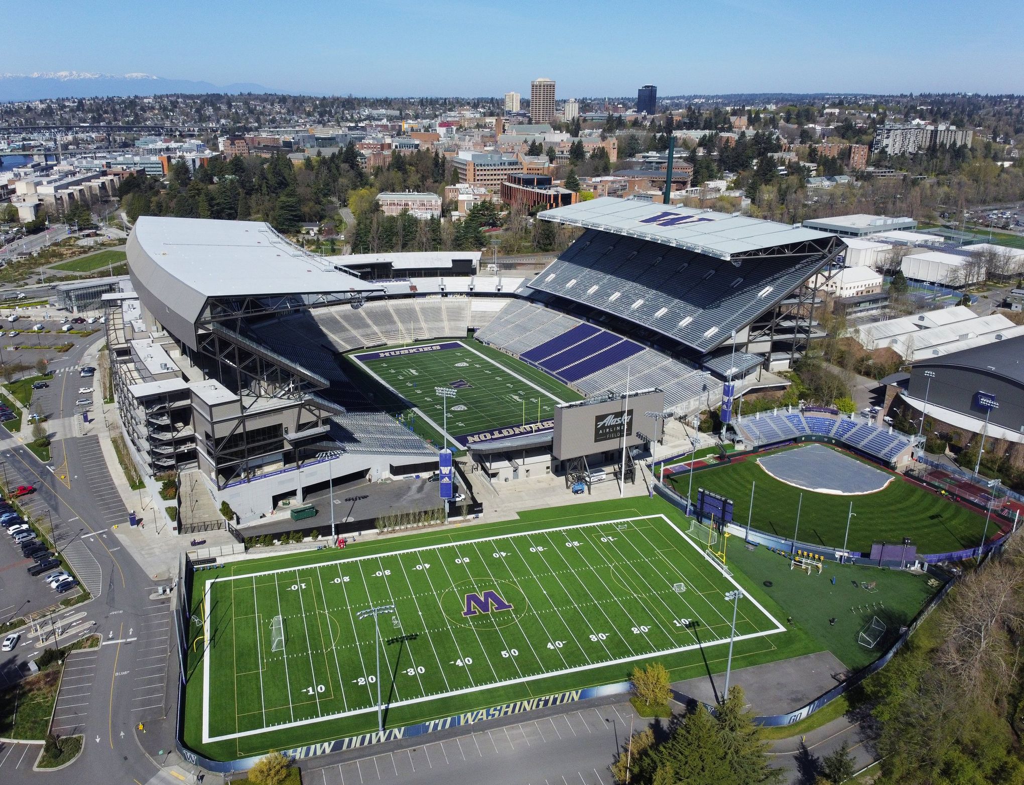 Husky Ballpark - Facilities - University of Washington Athletics