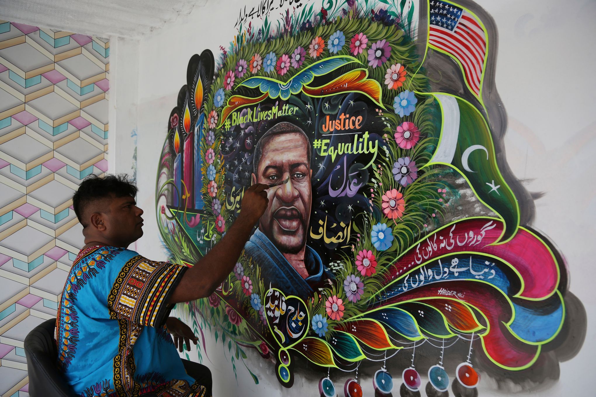 Pakistani truck artist paints George Floyd mural on his home | The Seattle  Times