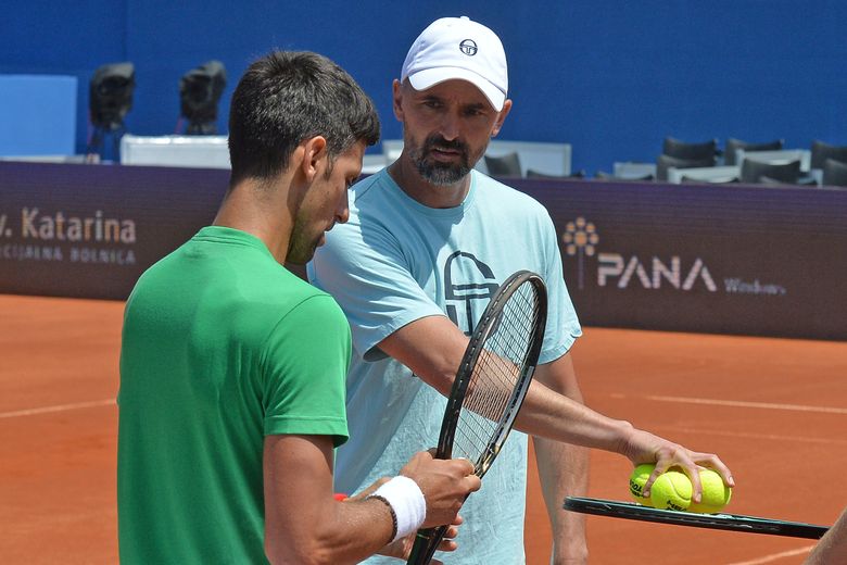 Djokovic ajuda dois hospitais italianos na luta contra a covid-19 - Gazeta  Esportiva