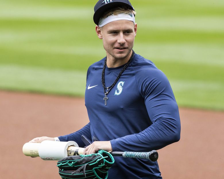 Mariners demote top prospect Jarred Kelenic to minors despite