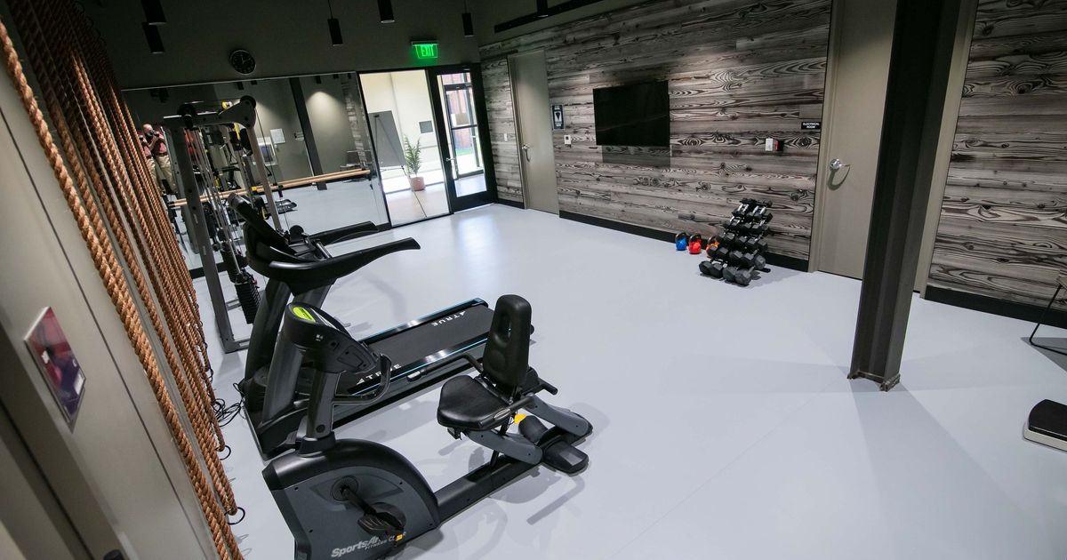 Amazon opening health clinics for its employees in five U.S. hubs | The ...