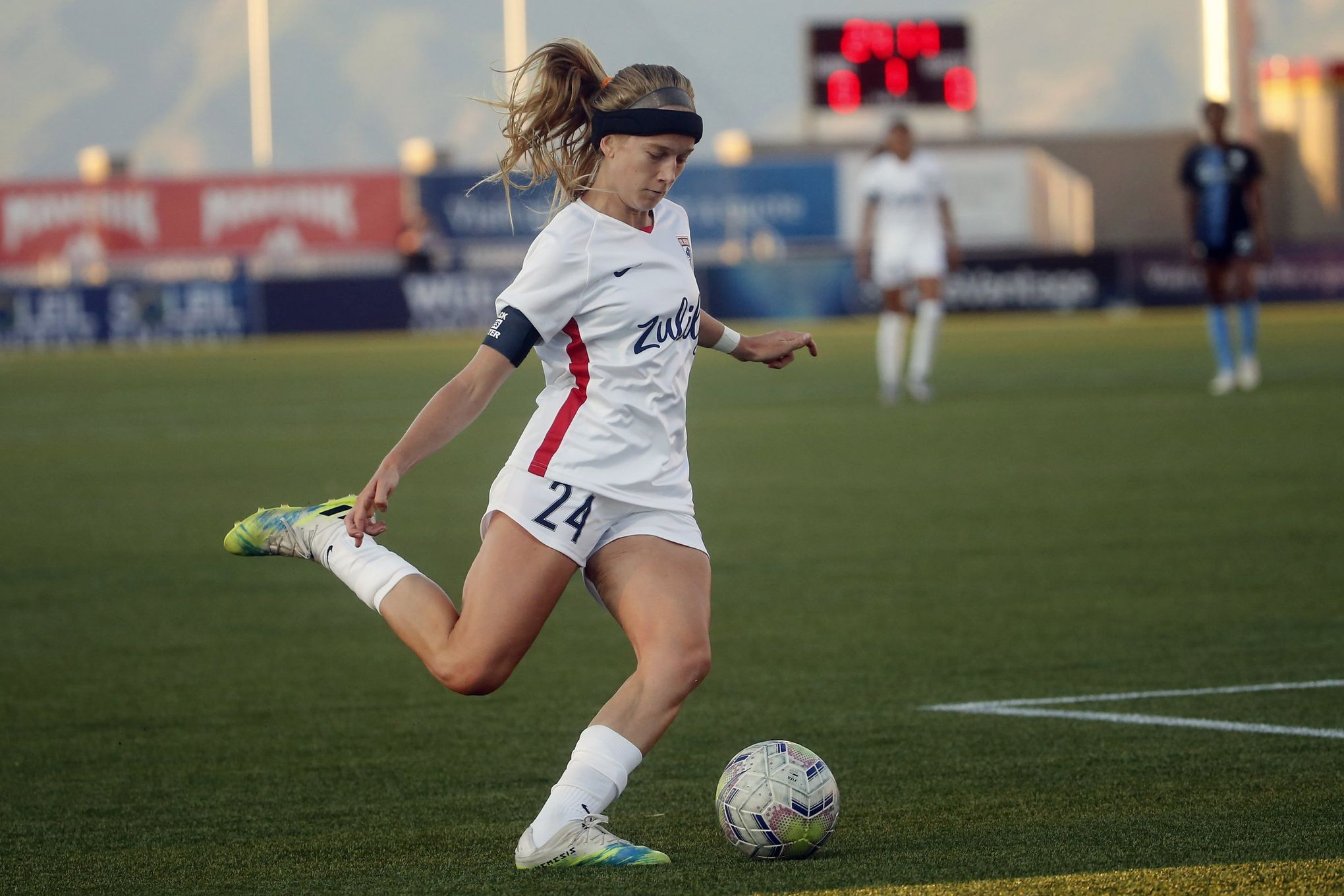 North Carolina Courage capture NWSL Challenge Cup title