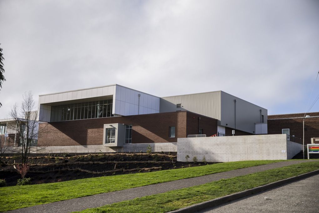 Seattle Public Schools said it is recommending that classes be held remotely, scrapping its plans to bring students back into school buildings, including the pictured Magnolia Elementary School, in the fall. (Amanda Snyder / The Seattle Times, file)