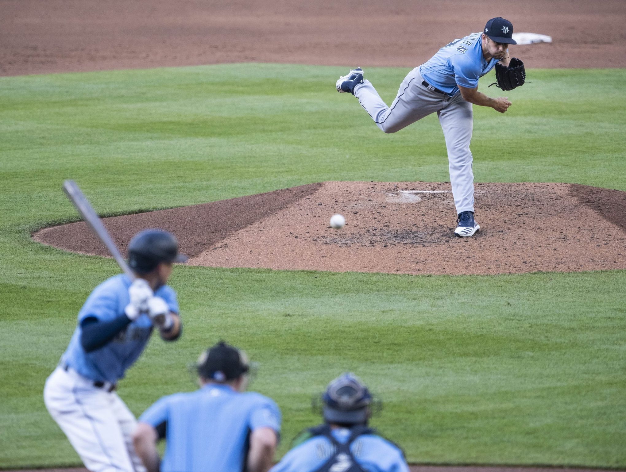 A way too early look at the projected Seattle Mariners' 26-man roster - The  Athletic