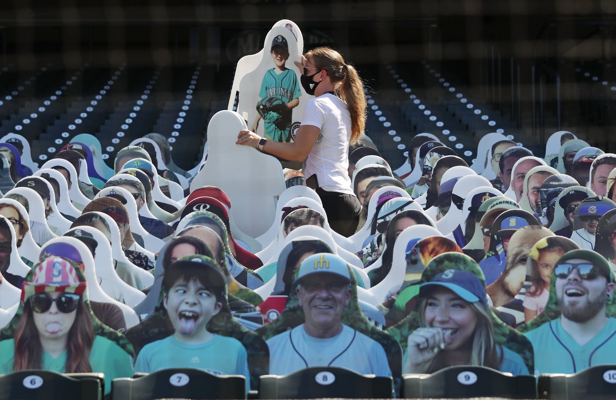 Marlins Turn to Virtual Opening Day Game For Baseball-Hungry Fans