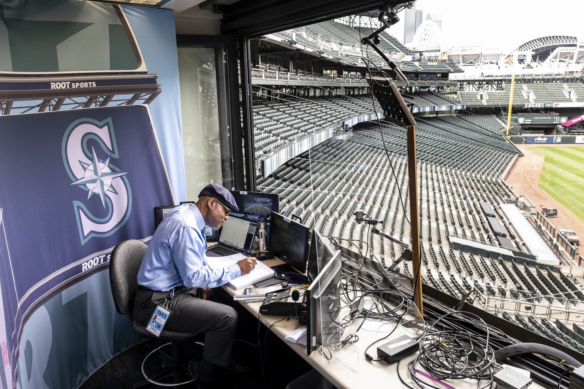 Inside the broadcast booth with Seattle Mariners radio announcer
