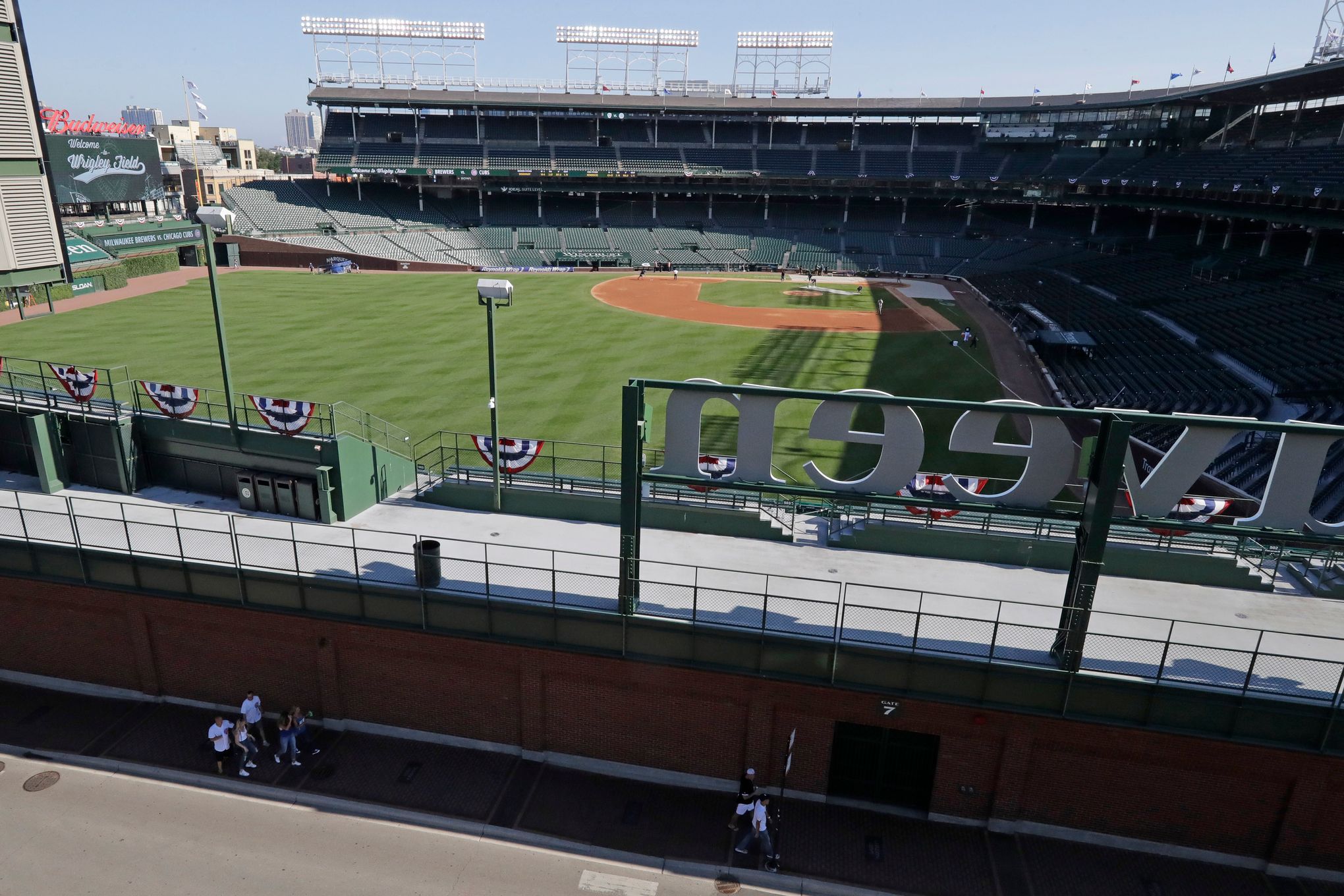 Wrigley Field home opener: With fans back, Chicago felt normal