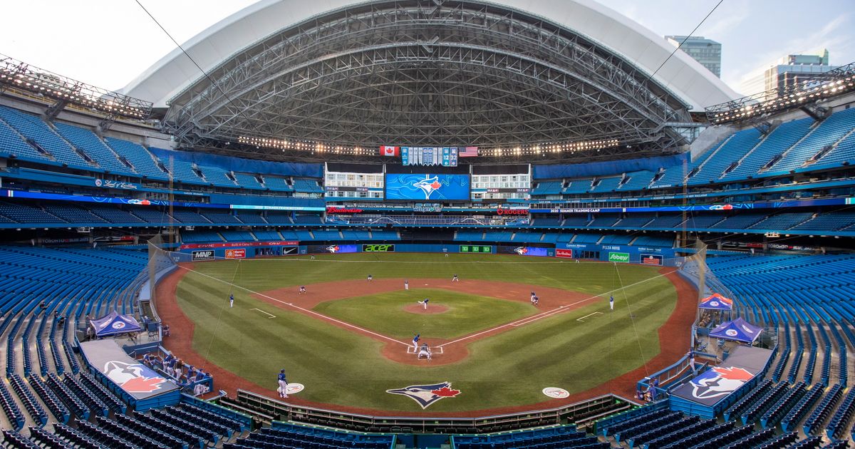 Blue Jays players arrive in Toronto and go into isolation in hotel at Rogers  Centre