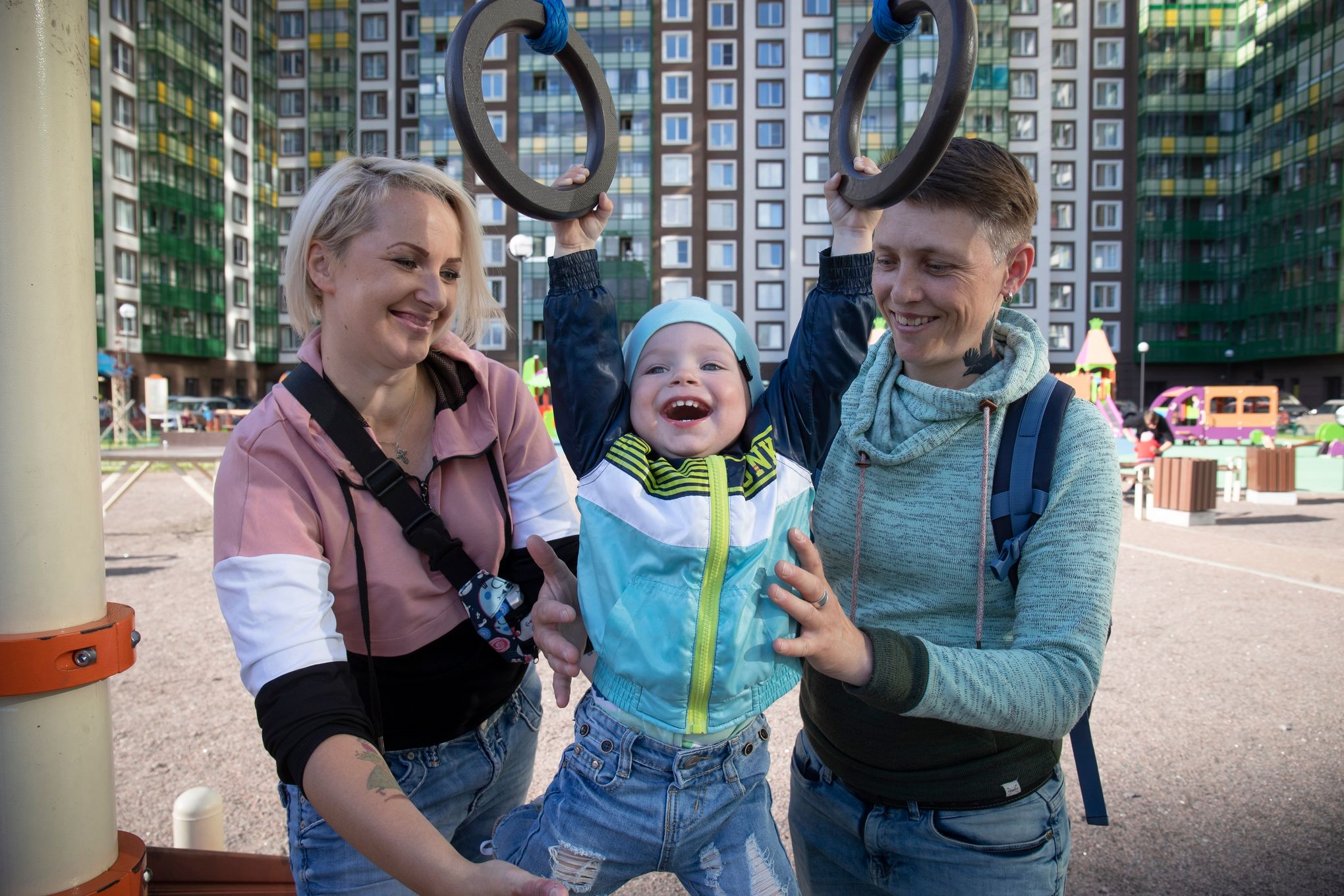 Russian constitution change ends hopes for same-sex marriage | The Seattle  Times