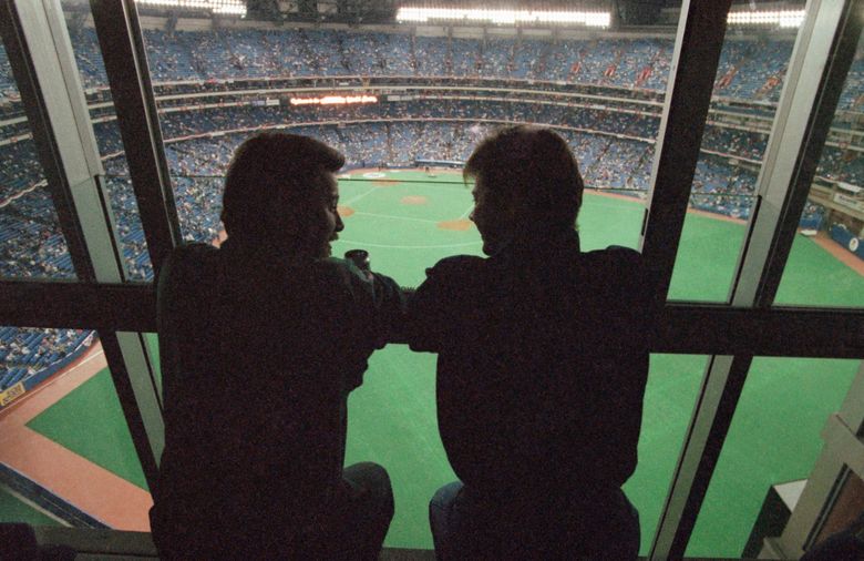 Blue Jays' return to Rogers Centre good for Toronto's tourism, hospitality  sectors