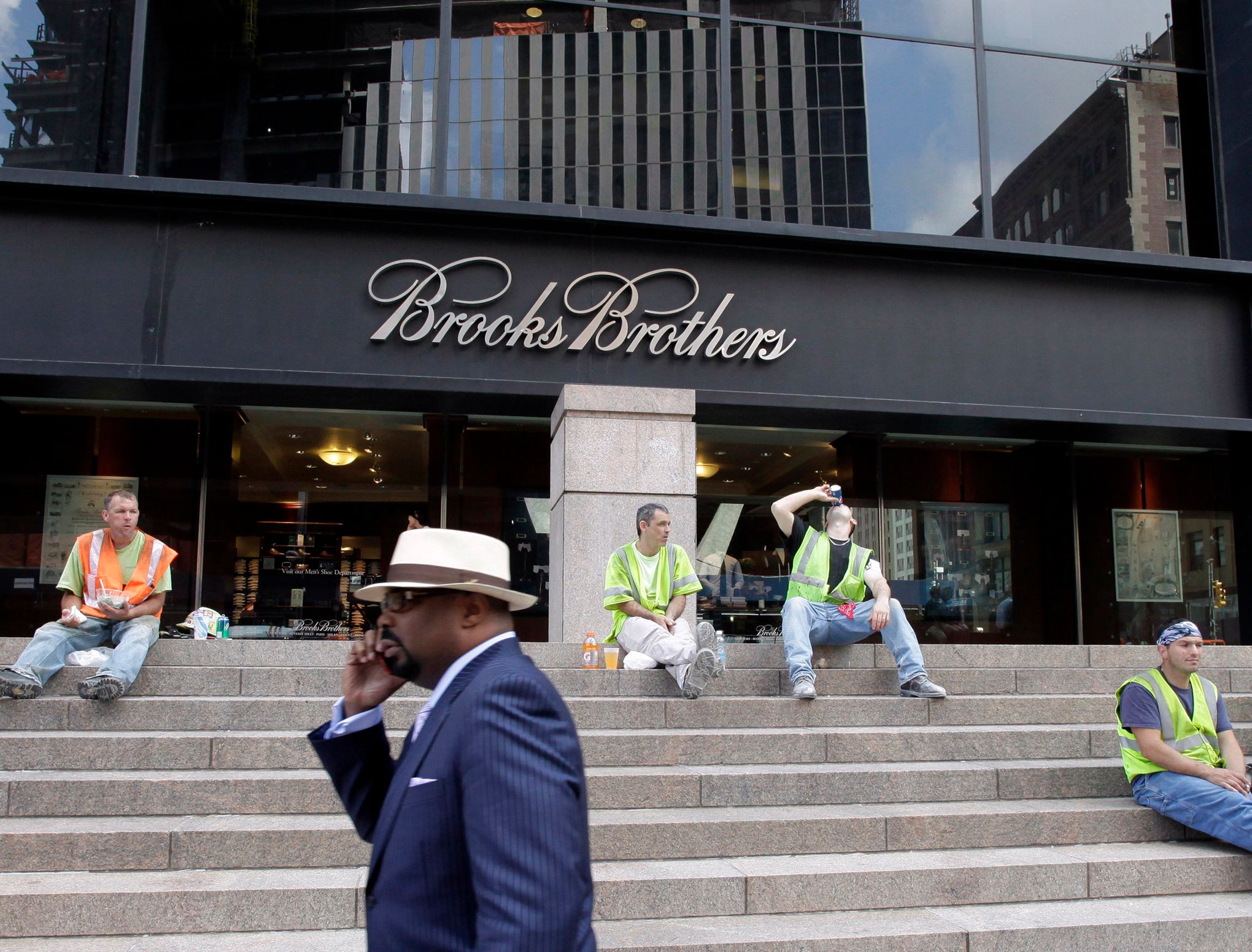 Brooks Brothers, worn by Lincoln and Kennedy, goes bankrupt | The Seattle  Times