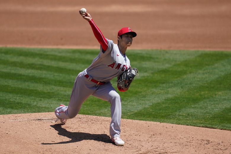 Angels rookie Shohei Ohtani nearly perfect in Big A mound debut