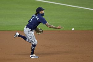 Another bullpen collapse, and another Mariners loss