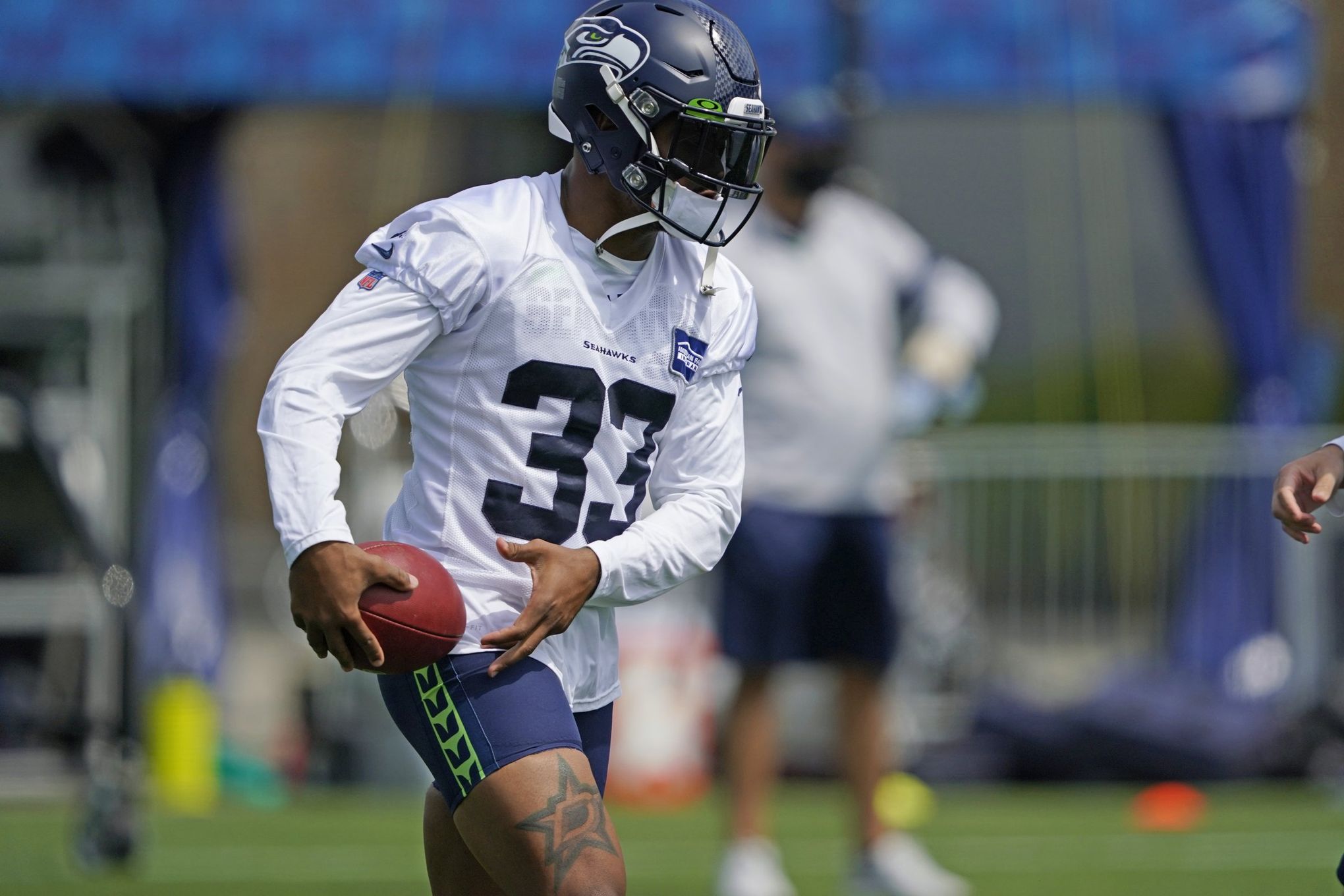 Seahawks' Jamal Adams is revolutionizing the safety position - Seattle  Sports