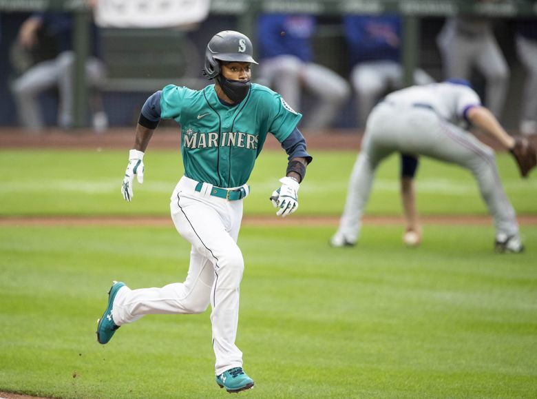 Mariners use long ball to inch closer to Rangers for first place